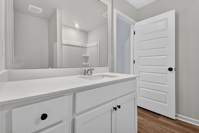 288 Pleasant Valley Dr, Loris, SC 29569