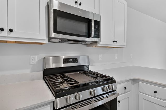 288 Pleasant Valley Dr, Loris, SC 29569