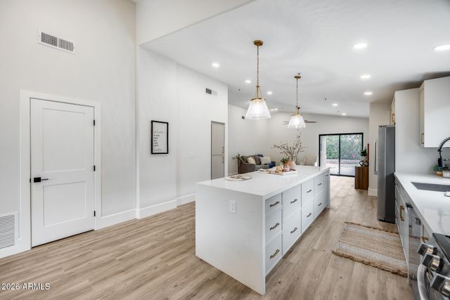 8876 E WINDROSE Drive, Scottsdale, AZ 85260