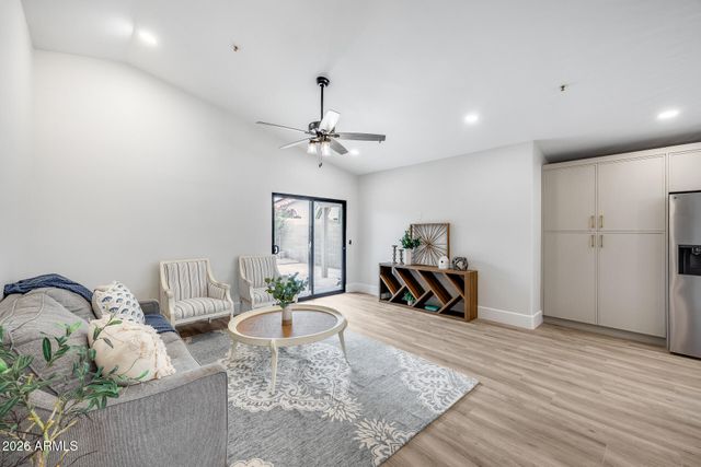 8876 E WINDROSE Drive, Scottsdale, AZ 85260