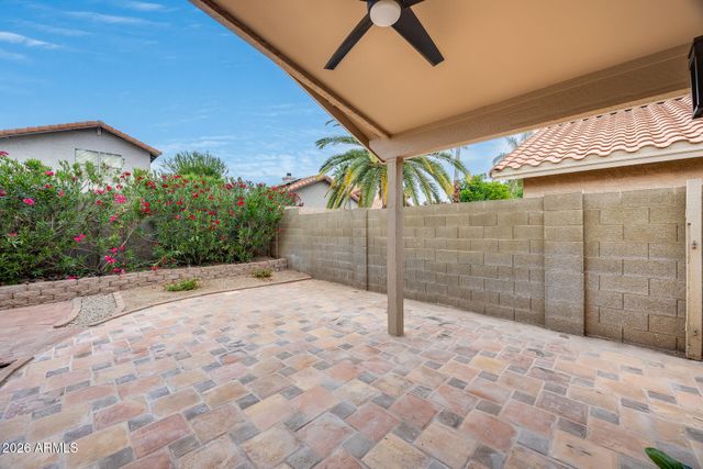 8876 E WINDROSE Drive, Scottsdale, AZ 85260