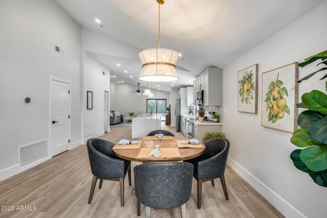 8876 E WINDROSE Drive, Scottsdale, AZ 85260