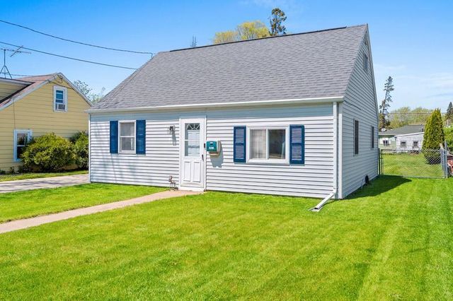 1906 COLUMBIA AVENUE, Oshkosh, WI 54901