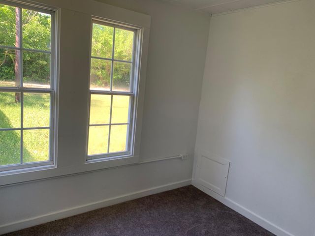 435 N West ST, Bertram, TX 78605