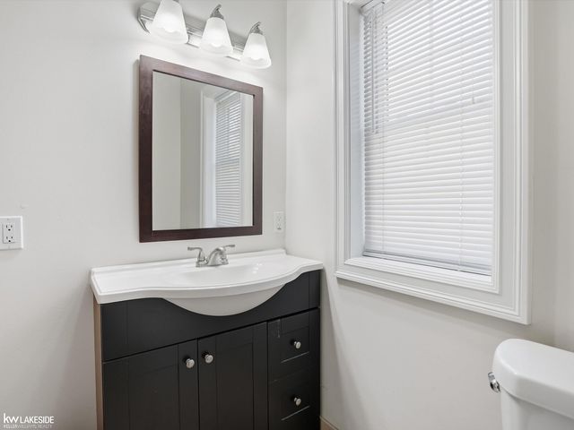 1225 Cherokee Avenue, Royal Oak, MI 48067