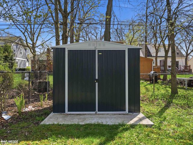 1225 Cherokee Avenue, Royal Oak, MI 48067