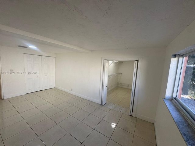 2021 Wilmington St, Opa-locka, FL 33054