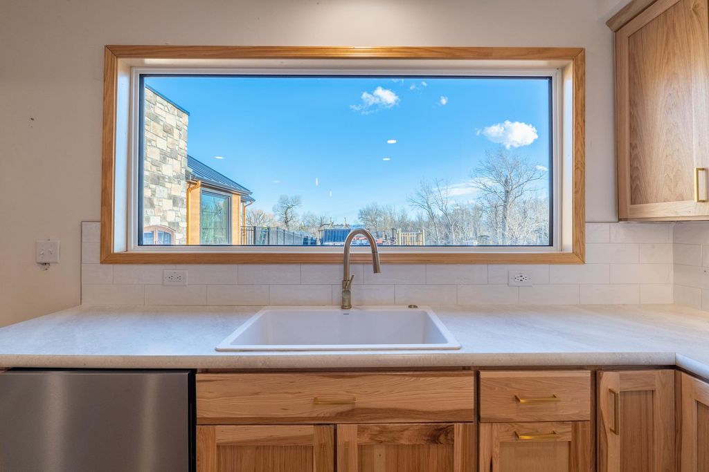 409 Tolman Rd, Clark, WY 82435 photo 23