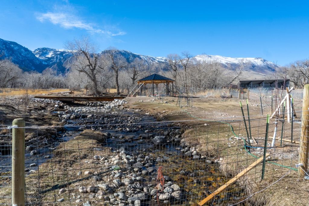 409 Tolman Rd, Clark, WY 82435 photo 85