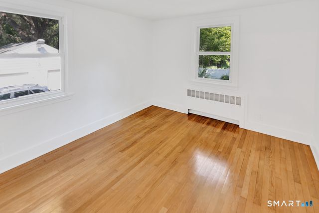 35 School House Road, Old Saybrook, CT 06475