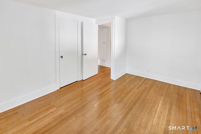 35 School House Road, Old Saybrook, CT 06475