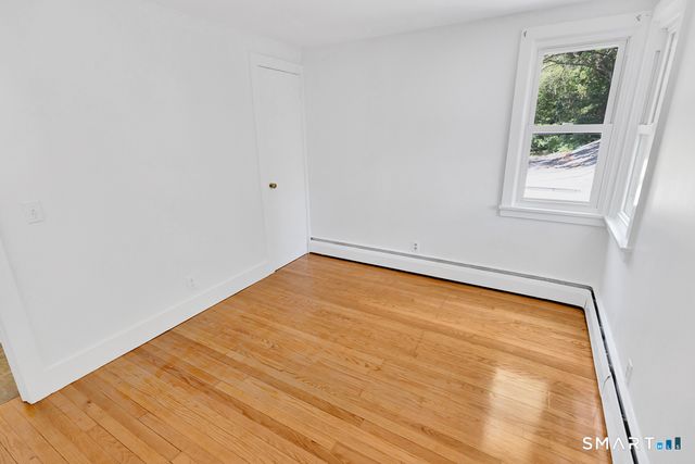 35 School House Road, Old Saybrook, CT 06475