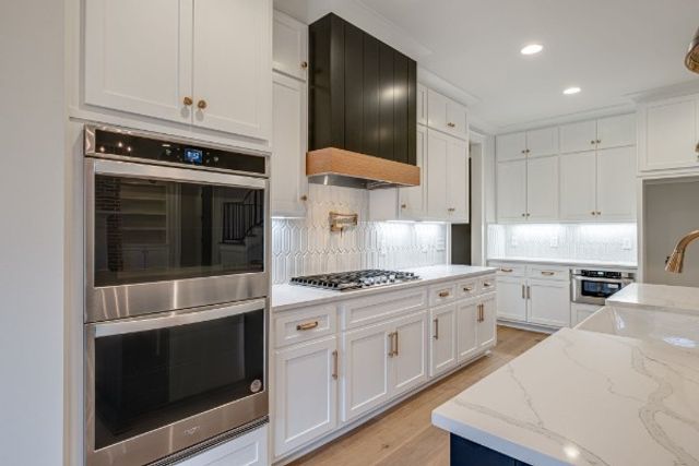 1 Cobbler Ridge Rd, Franklin, TN 37064