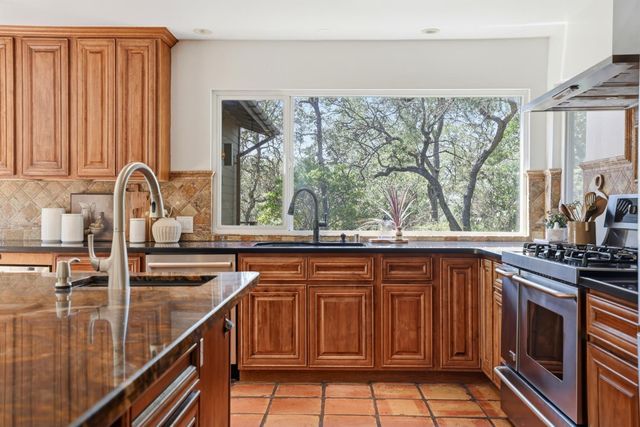 2873 King Edward Dr, El Dorado Hills, CA 95762