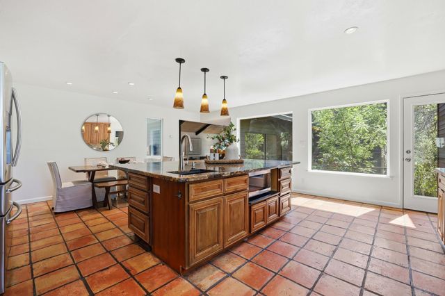 2873 King Edward Dr, El Dorado Hills, CA 95762