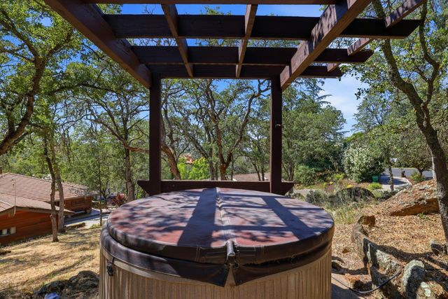 2873 King Edward Dr, El Dorado Hills, CA 95762