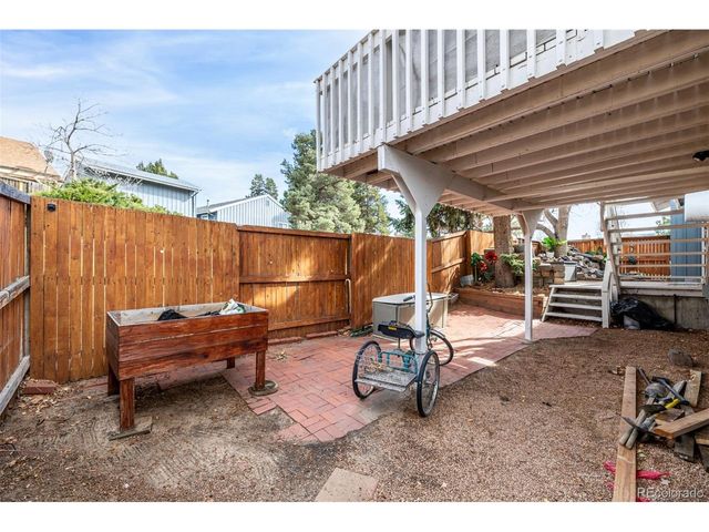 2946 S Moline Pl, Aurora, CO 80014