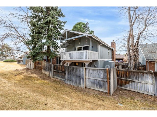 2946 S Moline Pl, Aurora, CO 80014