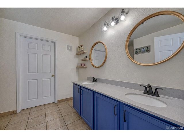 8707 E Florida Ave 407, Denver, CO 80247