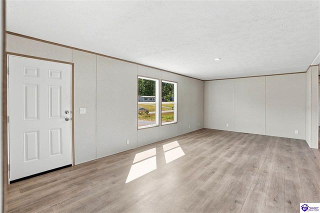 110 McDonald Drive, Brandenburg, KY 40108