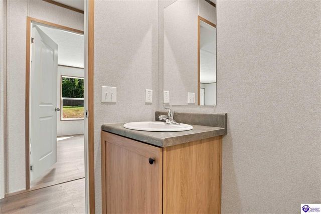 110 McDonald Drive, Brandenburg, KY 40108