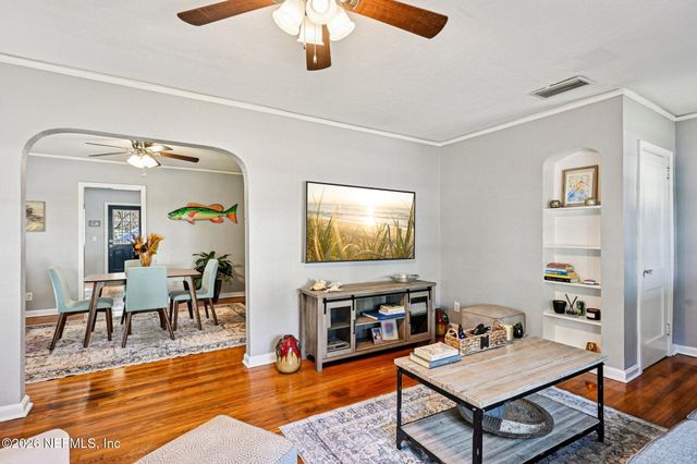 572 METEOR Street, Jacksonville, FL 32205