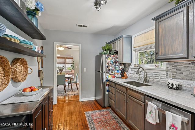 572 METEOR Street, Jacksonville, FL 32205