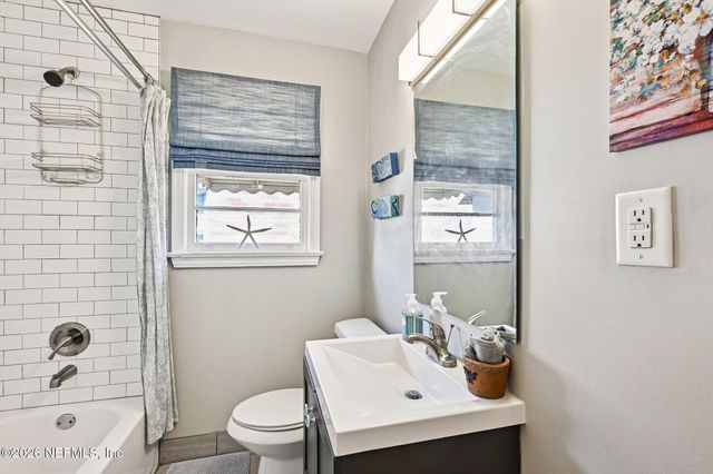 572 METEOR Street, Jacksonville, FL 32205