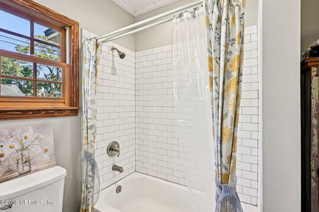 572 METEOR Street, Jacksonville, FL 32205