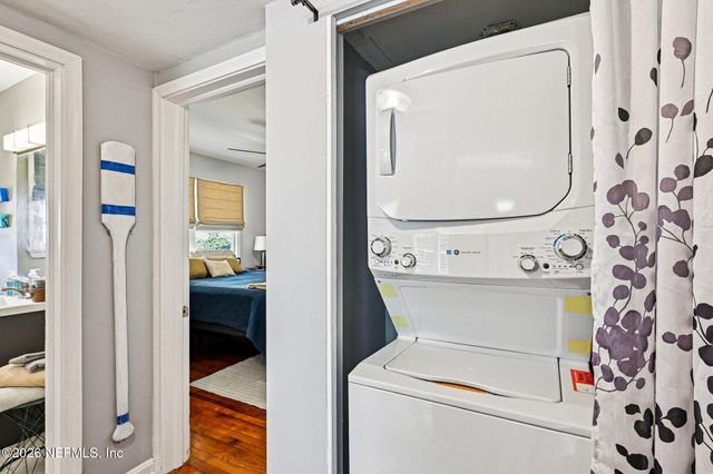 572 METEOR Street, Jacksonville, FL 32205