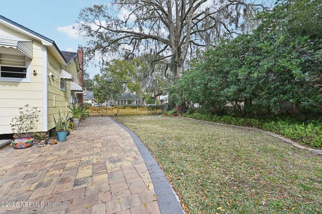 572 METEOR Street, Jacksonville, FL 32205