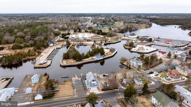 233 S GREEN ST, Tuckerton, NJ 08087