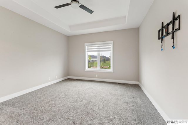 6327 S 208 Avenue, Omaha, NE 68022