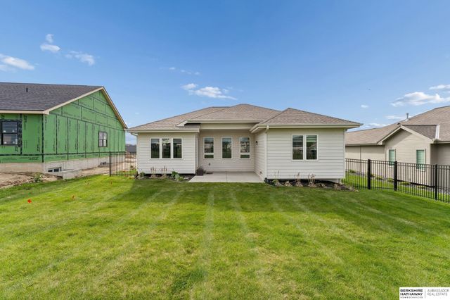 6327 S 208 Avenue, Omaha, NE 68022