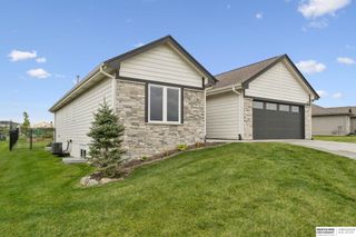 6327 S 208 Avenue, Omaha, NE 68022