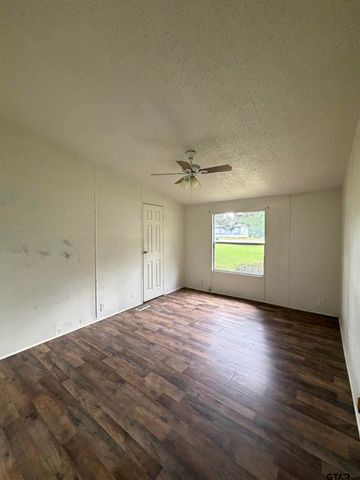 10723 Littlefield, Tyler, TX 75708