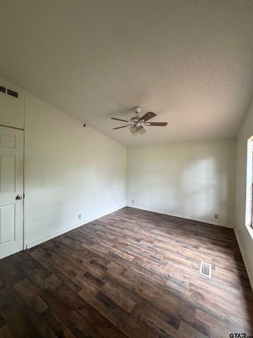 10723 Littlefield, Tyler, TX 75708