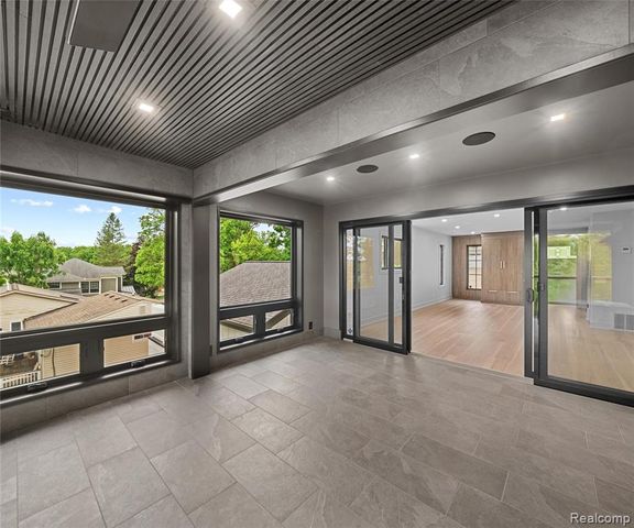 466 East Street, Northville, MI 48167