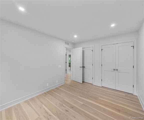 466 East Street, Northville, MI 48167