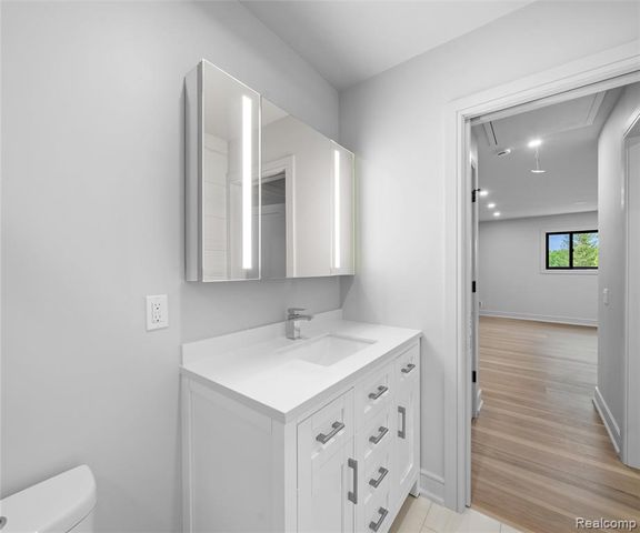 466 East Street, Northville, MI 48167