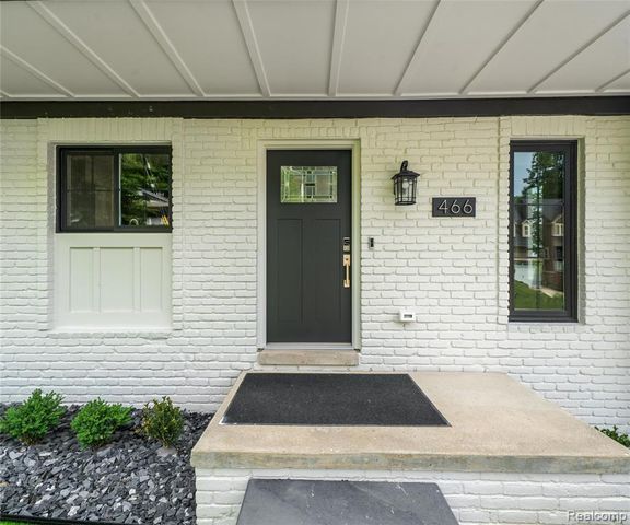 466 East Street, Northville, MI 48167
