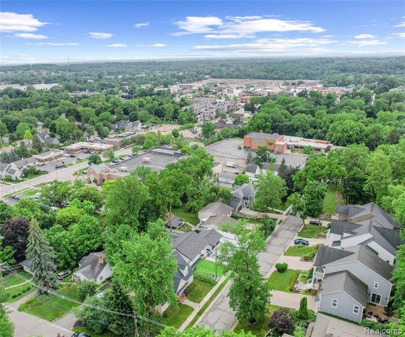 466 East Street, Northville, MI 48167