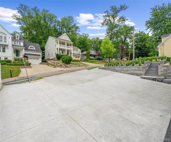 466 East Street, Northville, MI 48167