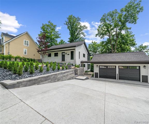 466 East Street, Northville, MI 48167