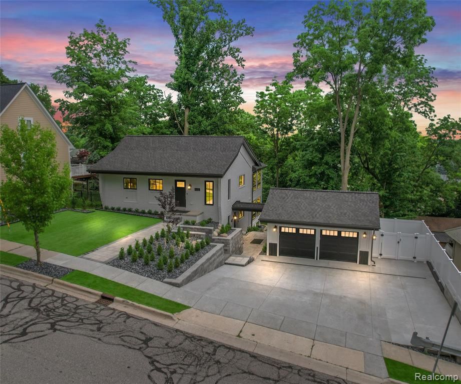 466 East Street, Northville, MI 48167