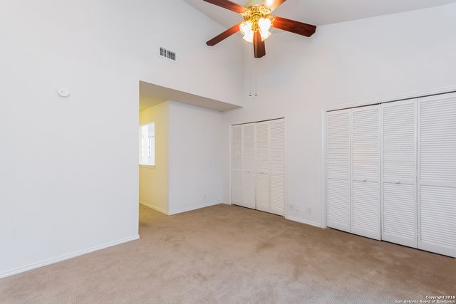 7930 Roanoke Run Apt 901, San Antonio, TX 78240