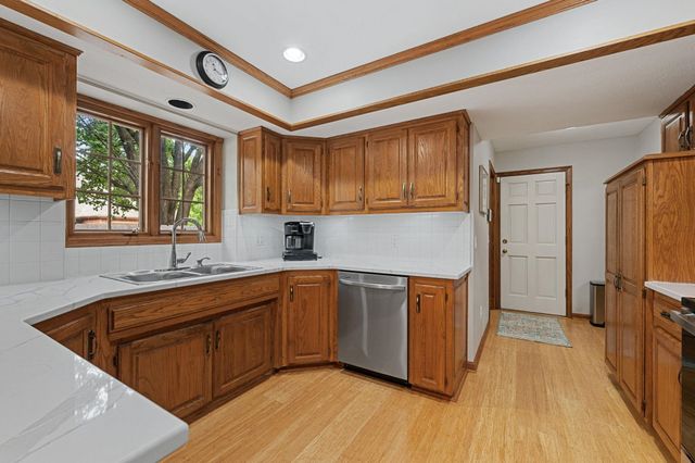 2230 N Penstemon Ct, Wichita, KS 67226