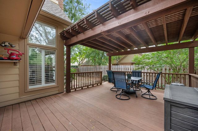 2230 N Penstemon Ct, Wichita, KS 67226