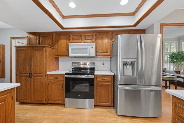 2230 N Penstemon Ct, Wichita, KS 67226