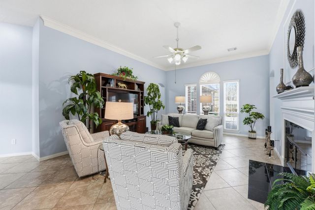 4415 Brook Shadow Dr Drive, Houston, TX 77345